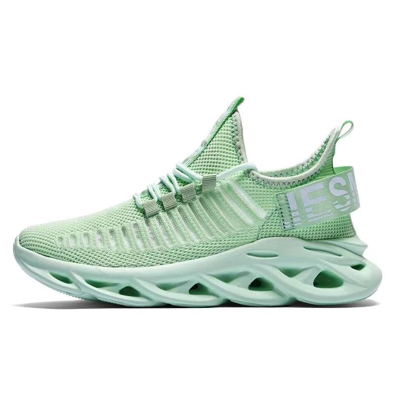 2026 Spring New Large Size Sports Shoes Couple Running Shoes Fashion Lightweight Breathable Casual Men's Shoes