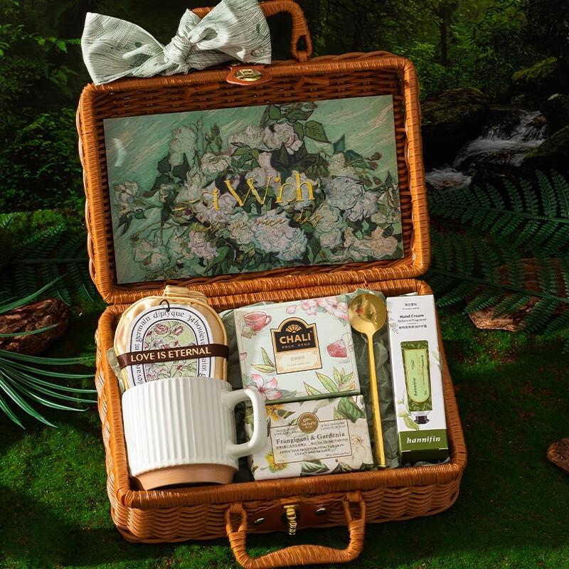 Emerald Forest Premium Gift Box