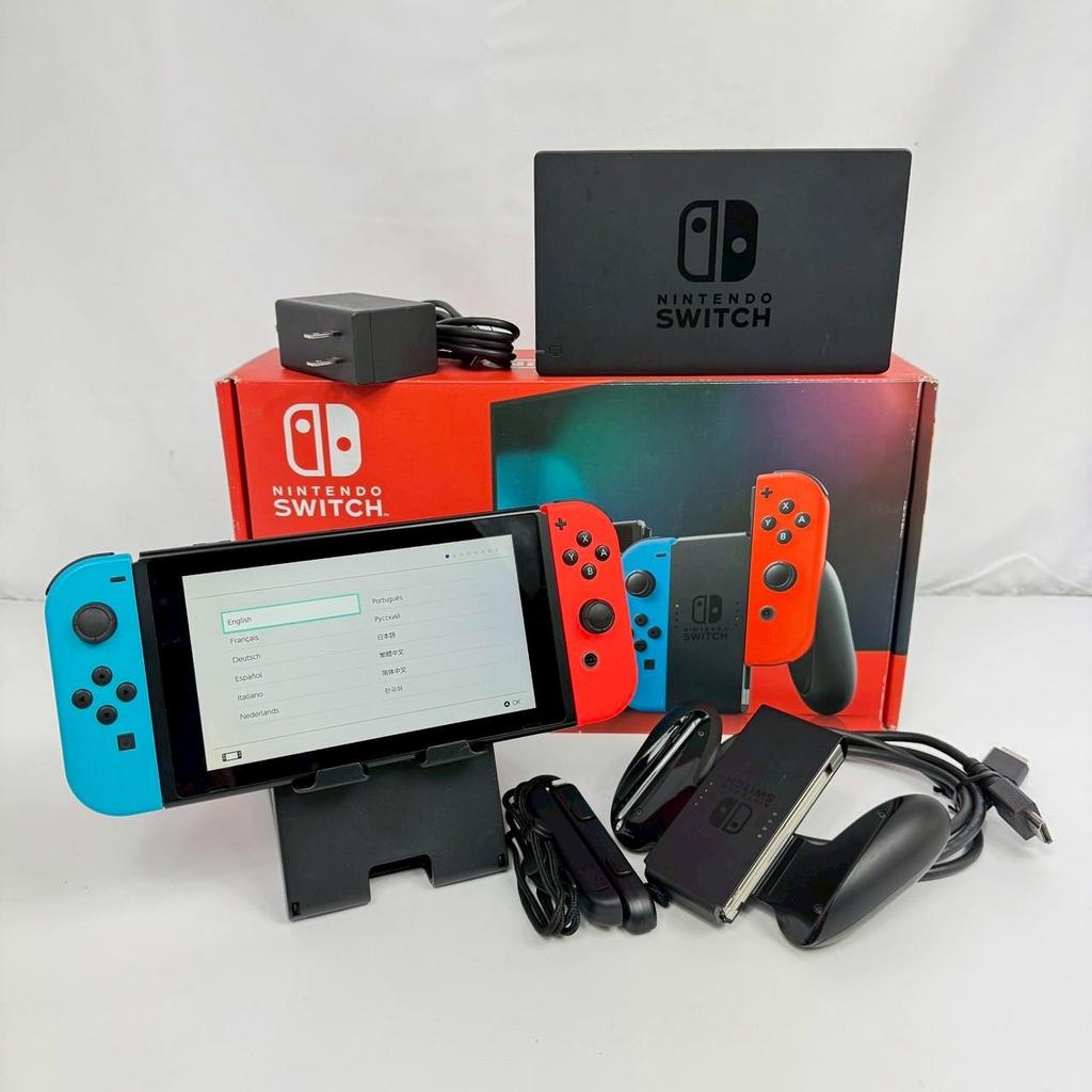 NINTENDO SWITCH Konzola V2 HAC-001(-01) Použité Joy-Cony 32GB