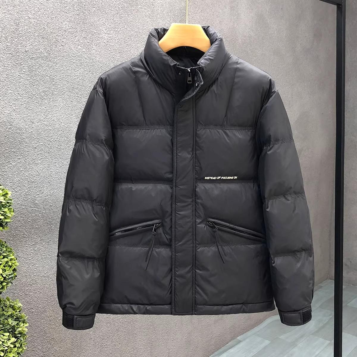 

Повседневная пуховая куртка мужская зимняя мода повседневная простая свободная молодежная укороченная куртка куртка-хлеб хлопковая куртка 4XL чёрный