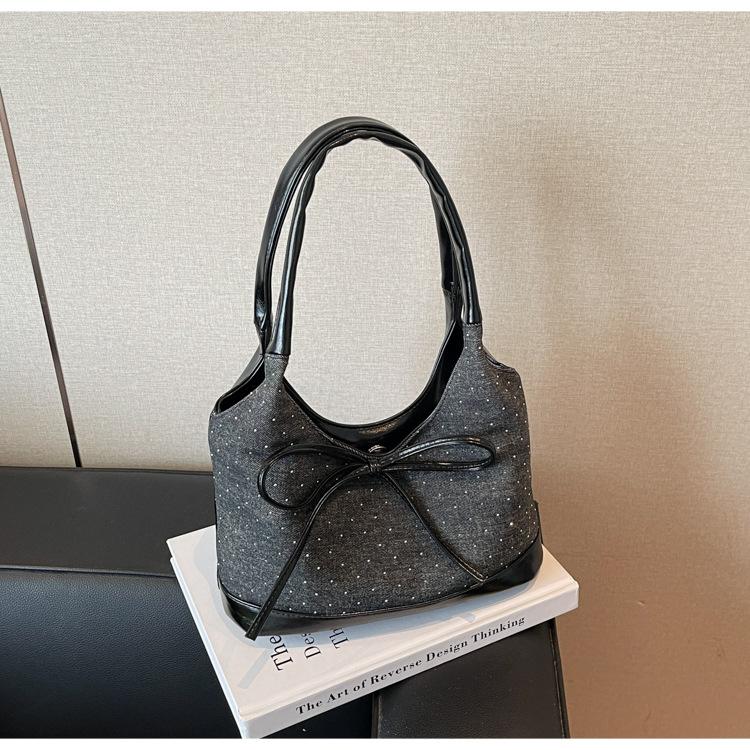 

Denim bag women s large-capacity new summer versatile shoulder underarm bag casual student tote bag чорний