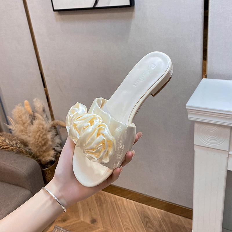 

Модные кружевные шлепанцы с цветочным декором женские на низком каблуке летняя обувь женские цветочные шлепанцы черные белые кожаные сандалии женские 35