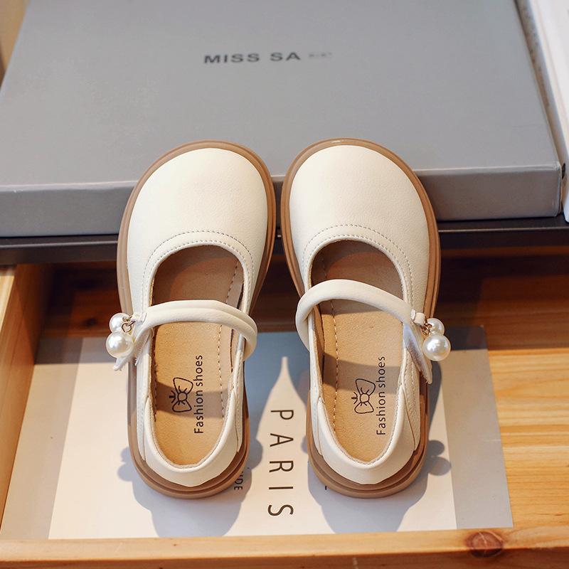 Girls' Princess Shoes Summer Lightweight Breathable Baby Leather Shoes with Small Pearl Pendant Mary Jane Flats Girls' Shoes
