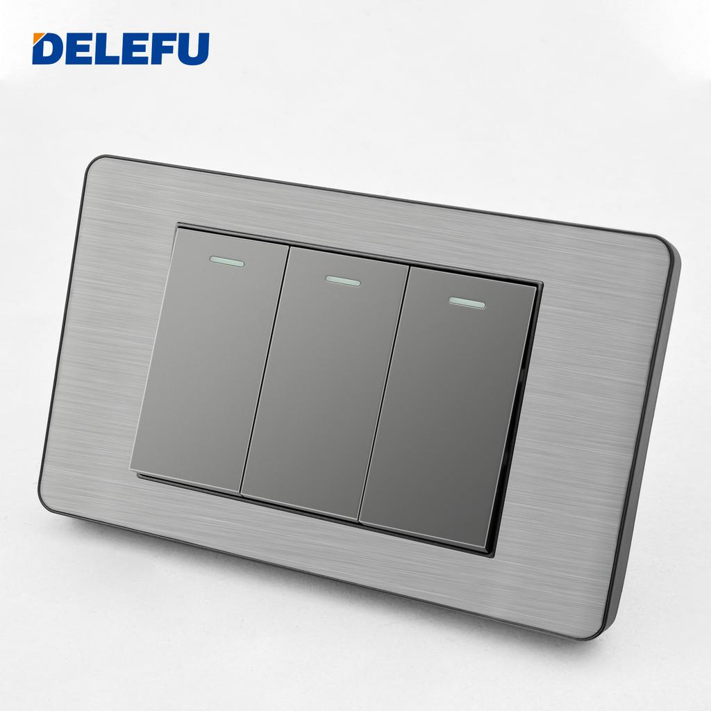 DELEFU Brazilian Model 118 Type 10A/20A Stainless Steel Grey Durable PC USB Socket with Type-C 20W Fast Charging