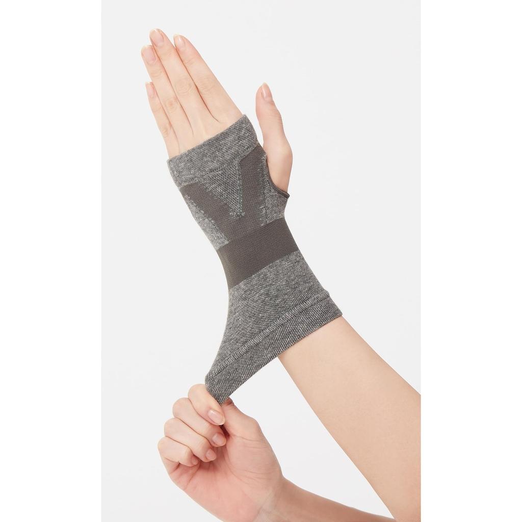 Cervin Bincho Charcoal Wrist Support Brace, Breathable Elastic Compression Sleeve, Made in Japan, 2 Pieces
