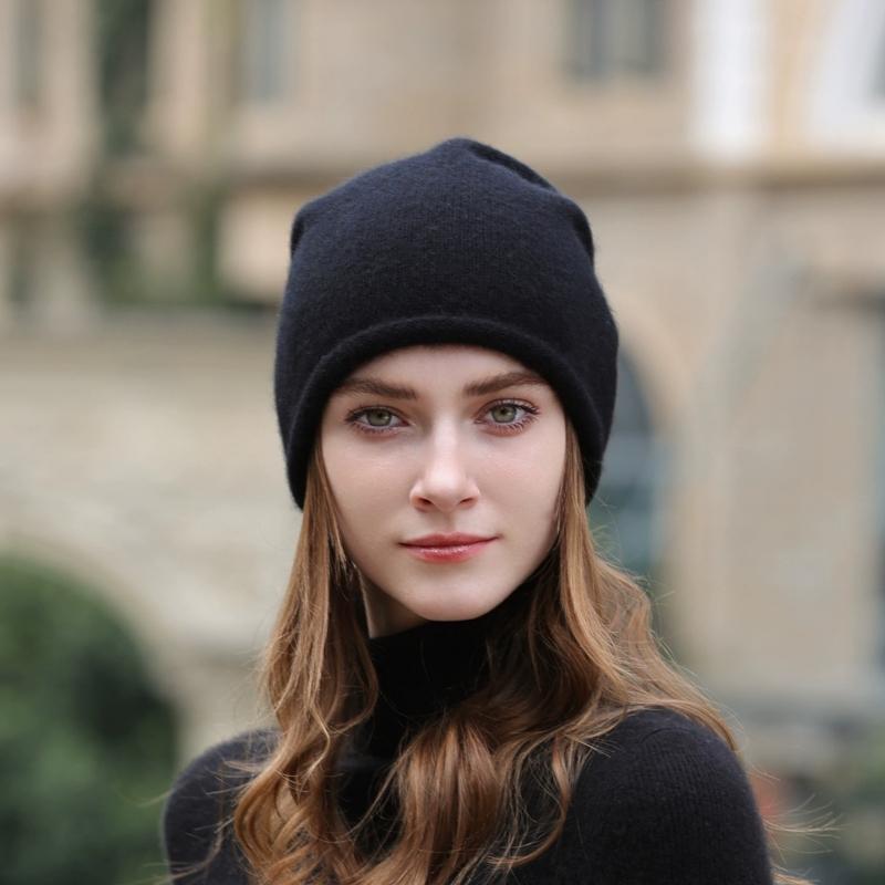 100% High Quality Wool Warm Plush Unisex Knitted Hat with Customizable Embroidery Logo for Autumn and Winter Travel