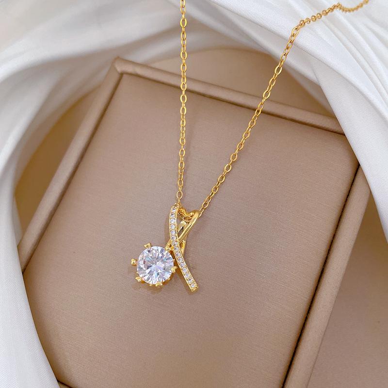 Cross Love Zircon Light Luxury Temperament Gorgeous Full Diamond Necklace Female Versatile Collarbone Chain Titanium Steel Chain