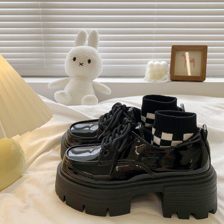 Women's Spring 2025 British-Style Patent Leather Loafers: High Chunky Heel, Thick Sole, Lace-Up, Round Toe.