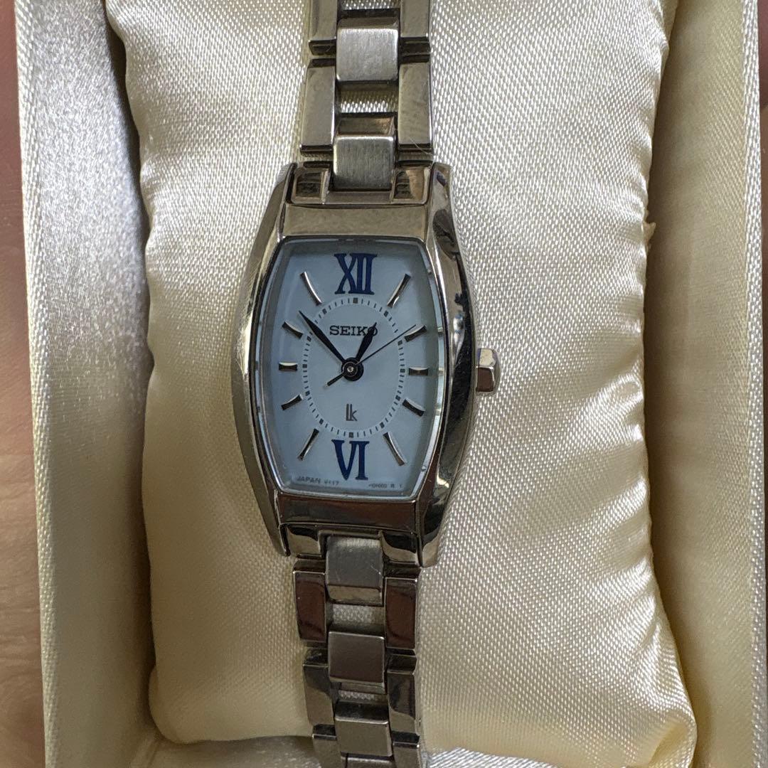 Used SEIKO LUKIA watch silver color