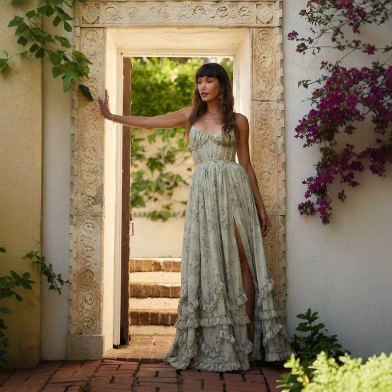 Beautiful and Unique Suspender Dress for Seaside Vacation, Super Stylish and Elegant, Waist-Cinching Long Dress for Women, New Summer Style