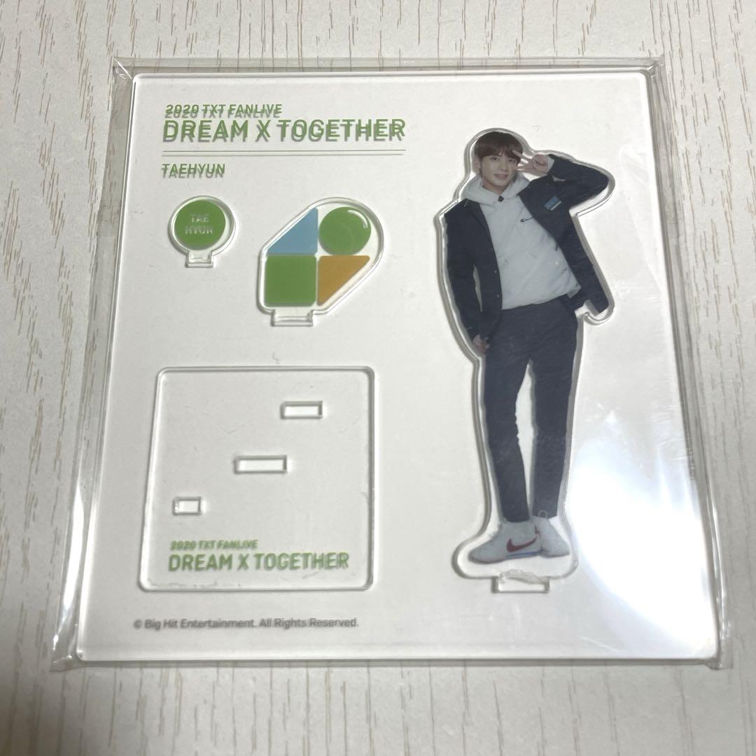 

[Б/У] TXT DREAMXTOGETHER Акриловая подставка Тэхён