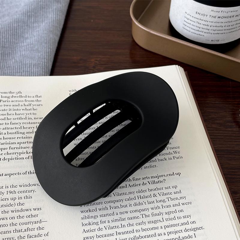 High-End Curved Hair Clip for Half-Up Style - New 2026 Large Claw Duckbill Hairpin Bun Accessory