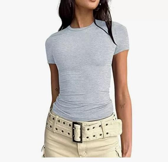 Trendy Women's Casual Long-Sleeve Solid Color Slim Pullover T-Shirts for Spring and Autumn.