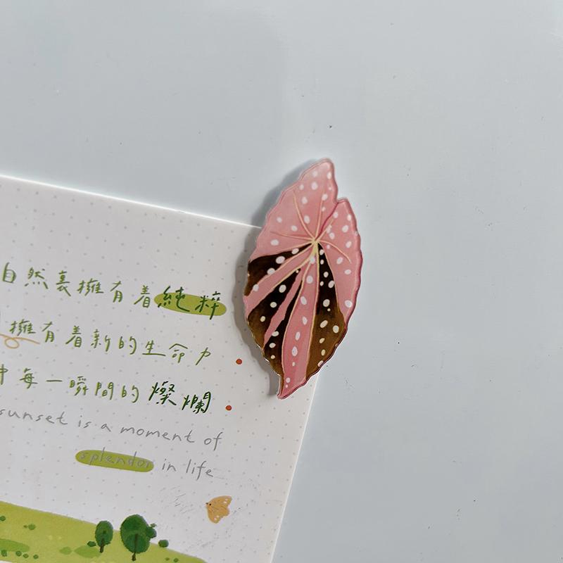 Plants Leaves Fridge Magnet Pink Princess Plant Refrigerator Sticker Acrylic Simulation Leaf Magnet Sticker Home Kitchen Decor