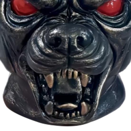 Demon Dog Car Hood Ornament Resin Sculpture with Red Eyes And Fangs Weather-Resistant Automotive Decor for Sedans Trucks Jeeps