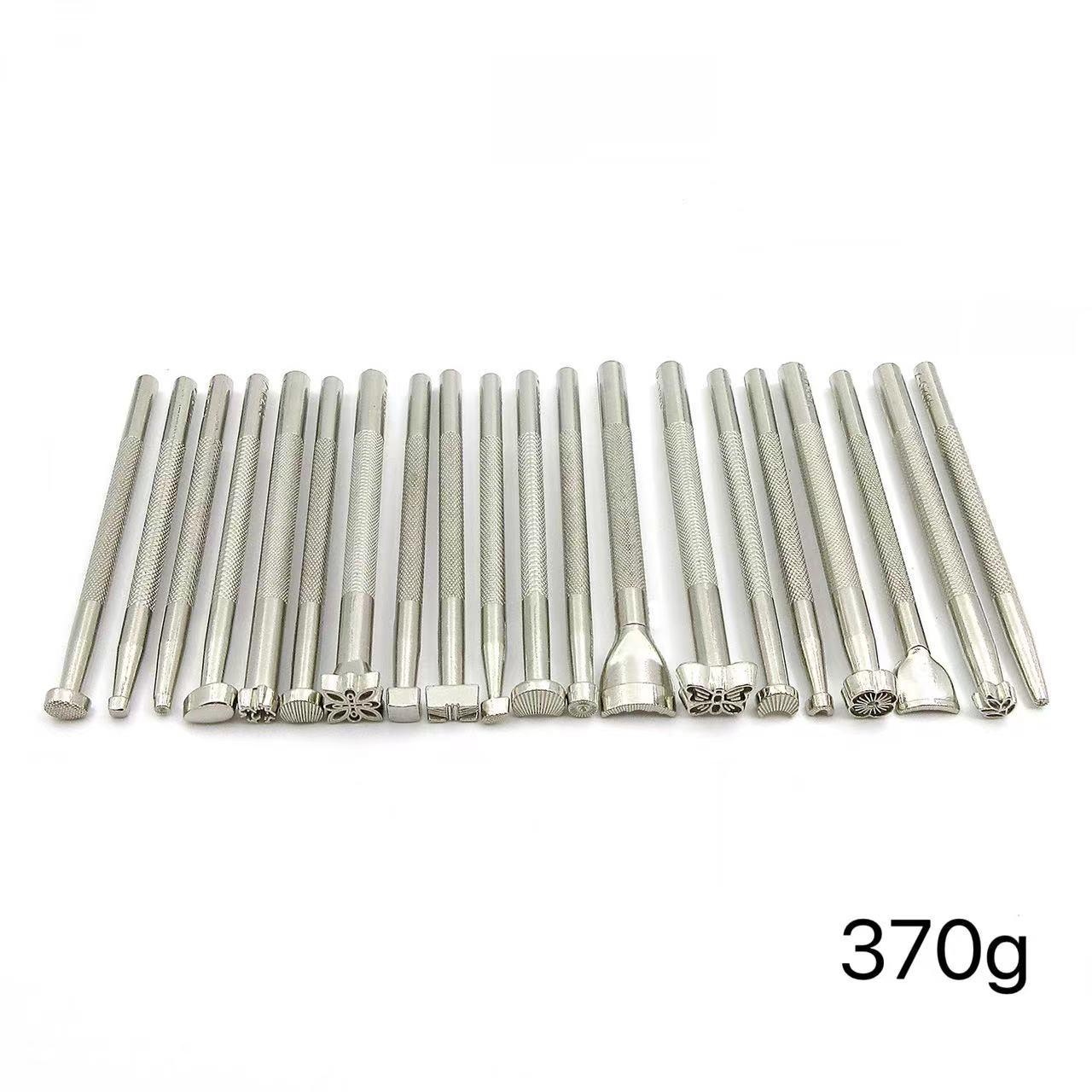 

Набор из 20 предметов для самостоятельной резьбы по коже и тиснения