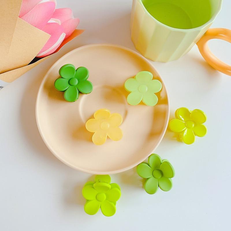 Korean Women Claw Clip Elegant Solid Color Flower Shape Matte Hair Clips Girls Hair Claws Hair Accessories Hair Barrettes New