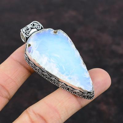 Milchiger Opal Rohedelstein Anhänger 925 Sterling Silber Anhänger Messer Muschel Form Anhänger Handgemacht brandneuer Schmuck Vintage Anhänger als Geschenk