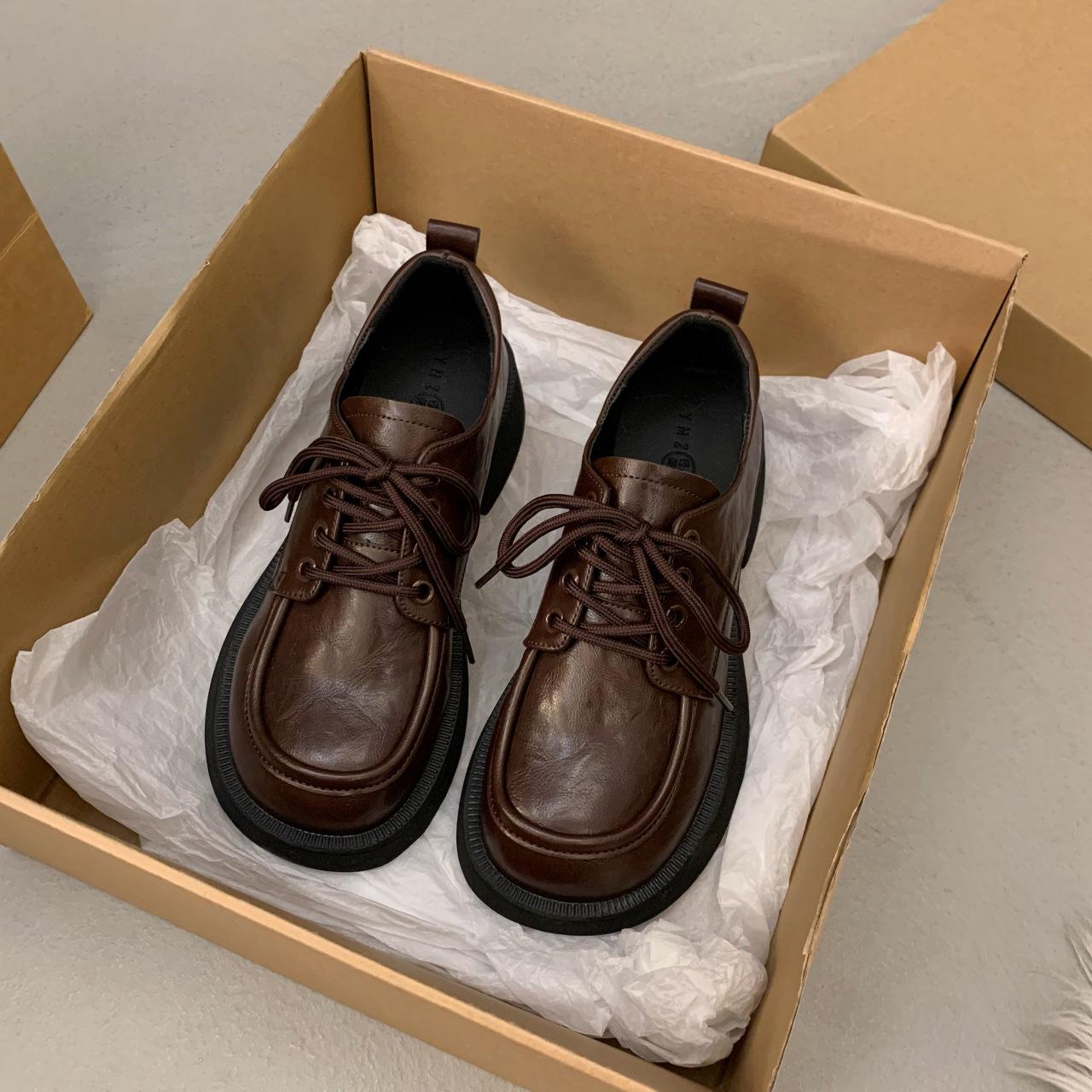 

Женские ретро лоферы на шнуровке - Черные на толстой подошве, Осенняя коллекция 2024, Универсальный британский и японский стиль 38