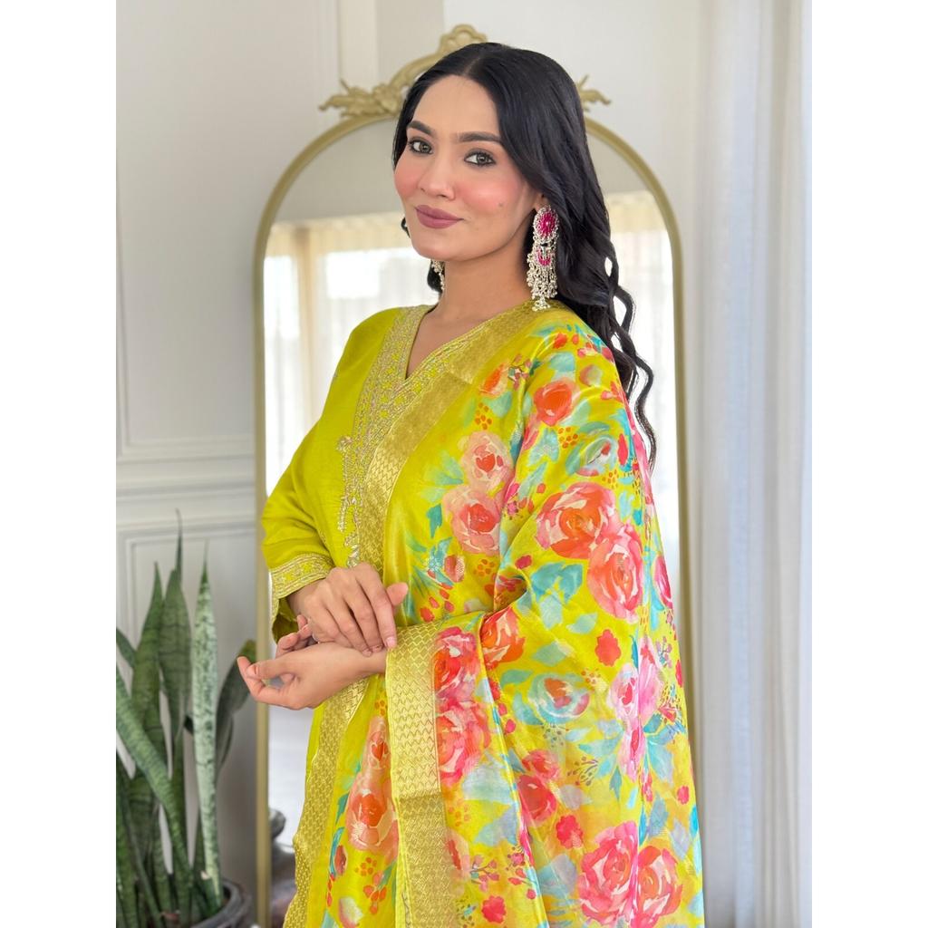 Designer Bollywood Ethnic Kurta Pant Set Indian Women Wedding Wear Kurti Set VU-2145