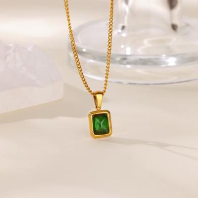 Heißer Verkauf Neue Vintage Böhmische Quadratische Halskette Vintage Smaragd Zirkon Anhänger Halskette Damen Schlüsselbeinkette