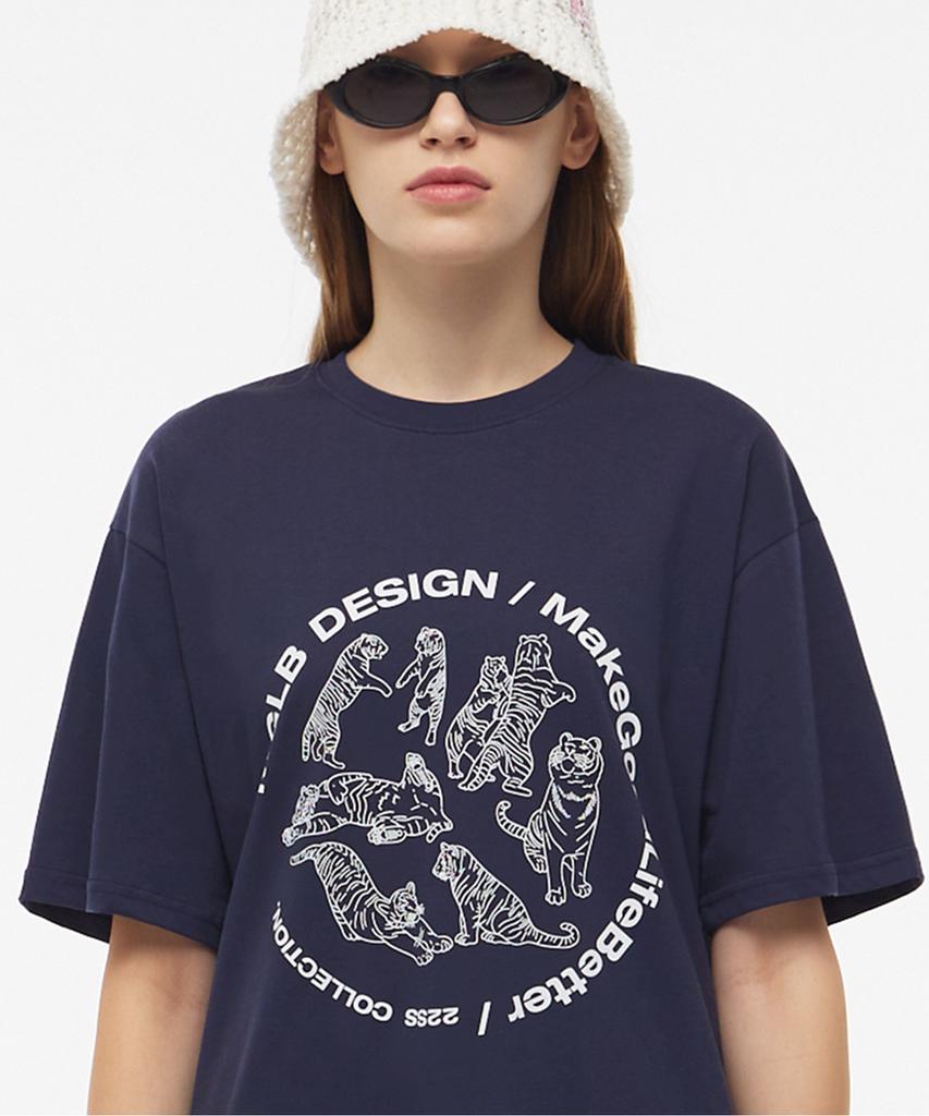 MATCHGLOBE Tiger Circle Drawing Boxy Tee (Navy)