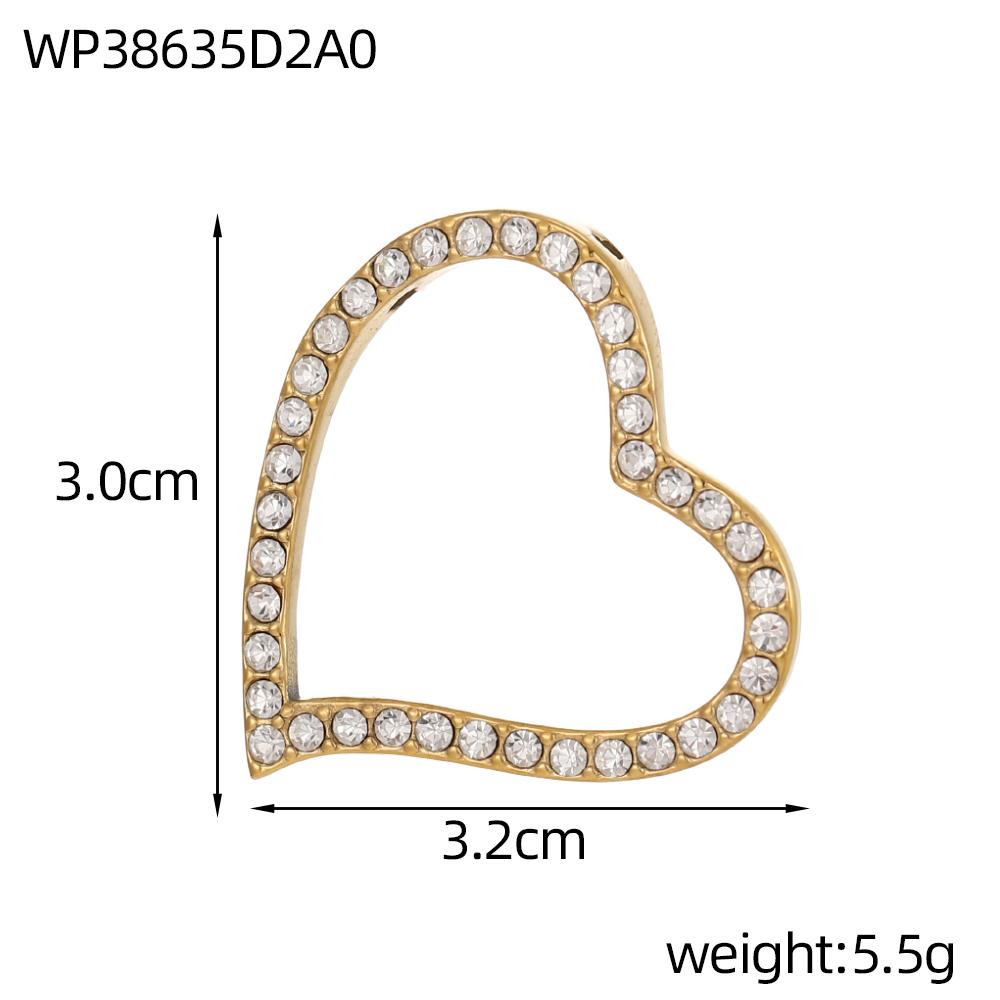 CARLIDANA Trendy 3D Spaceman Astronaut Pendant Space Themed Gold Plated DIY Accessories Stainless Steel Moon Heart Jewelry Charm