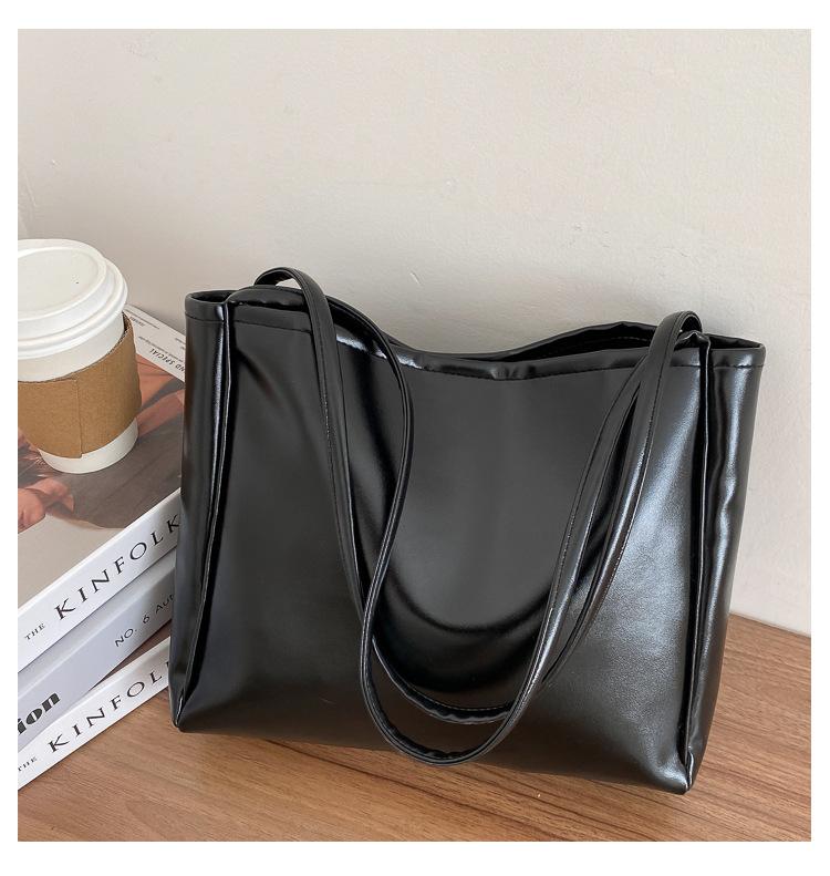 

Women s Bag Simple Large Capacity Shoulder Bags For Women Waterproof Tote Bag Daily Commuting Handbag чёрный