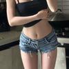 Shorts in Denim Tagliati a Vita Bassa Millennial Blue da Donna