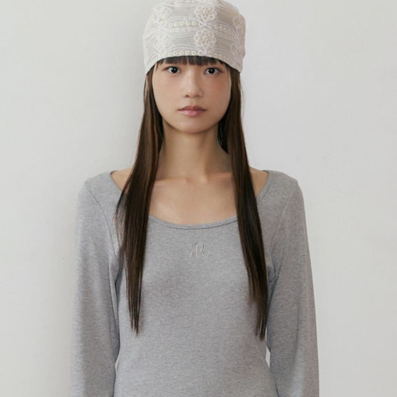 REORG REF FLOWER PATTERN SCARF IVORY