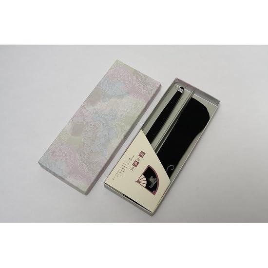 [Hasegawa] Kyoto Folding Fan, Cat Pattern, Black-dyed, Washi Paper Fan, with Pouch, In Gift Box, Mad