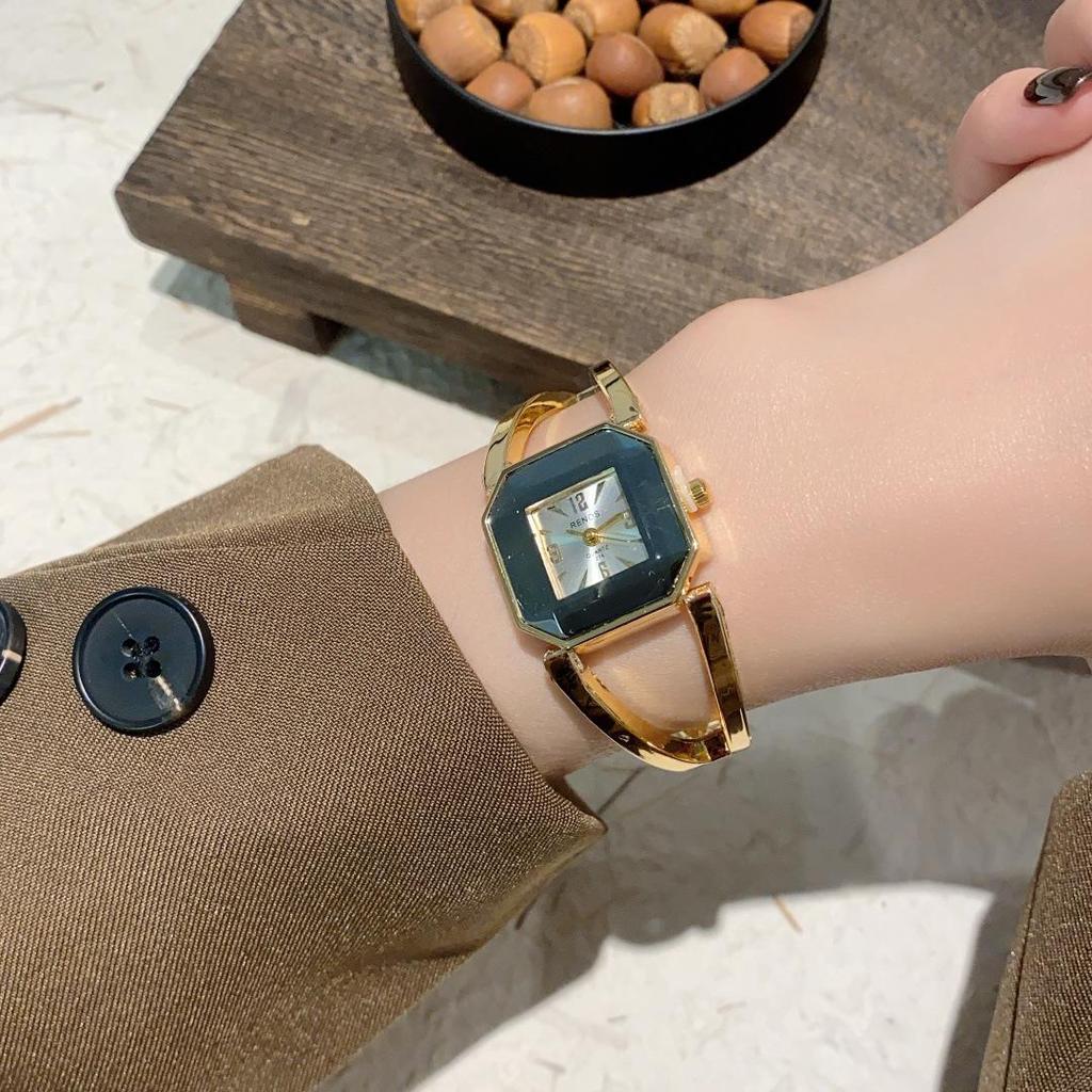 Retro Gold Square Dial Bracelet Watch - Classic European & American Style Women's Bangle