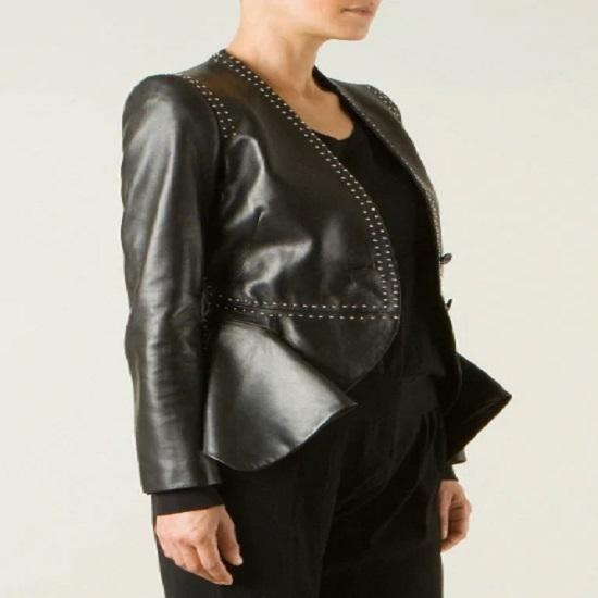 NOORA Damen Lammfell Schwarzer Lederblazer | Plissierter Mode-Blazer mit Metalldesign | Schmal geschnittene Jacke im Retro-Stil für Halloween