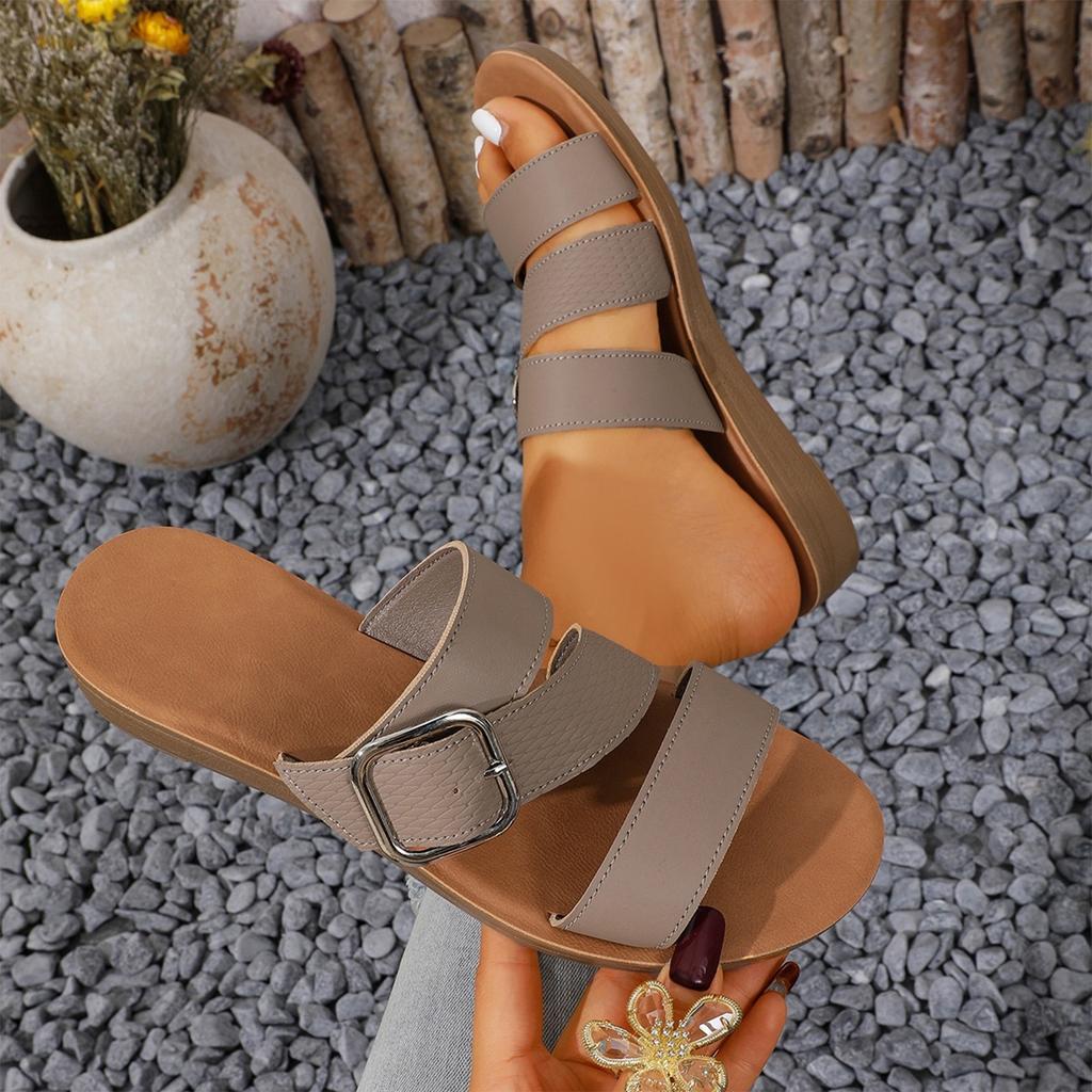 Summer open toed metal belt buckle flat bottomed comfortable beach sandals