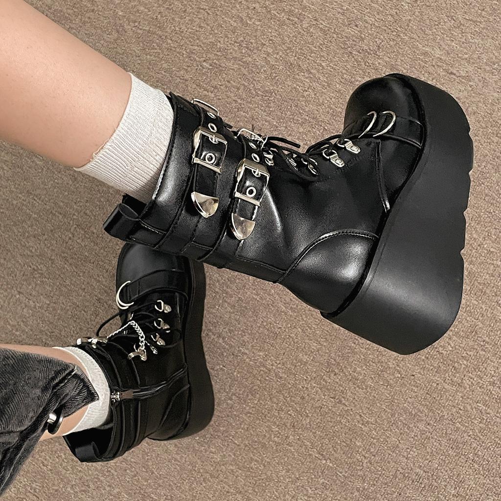 Black punk small thick-soled Martin boots women's 2025 new autumn height-increasing and thin British style short boots