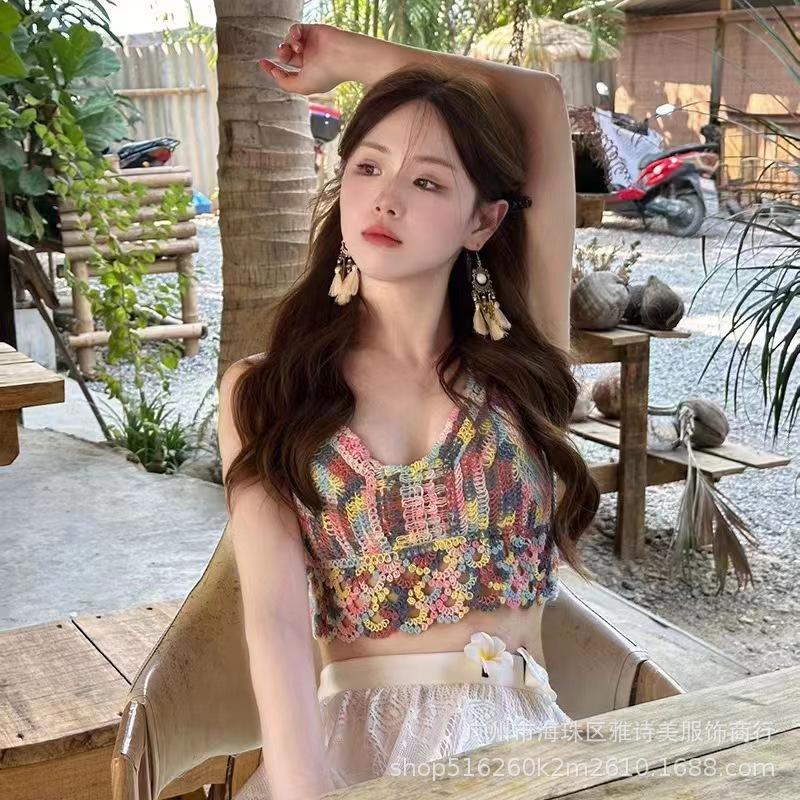 New fashionable and sexy tube top with small suspenders for women's summer seaside beach lace-up hollow knitted neck top