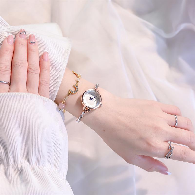 Xiaoxiangfeng Cute Girl European Chain Watch Female High Value Student Small Exquisite Bracelet Watch