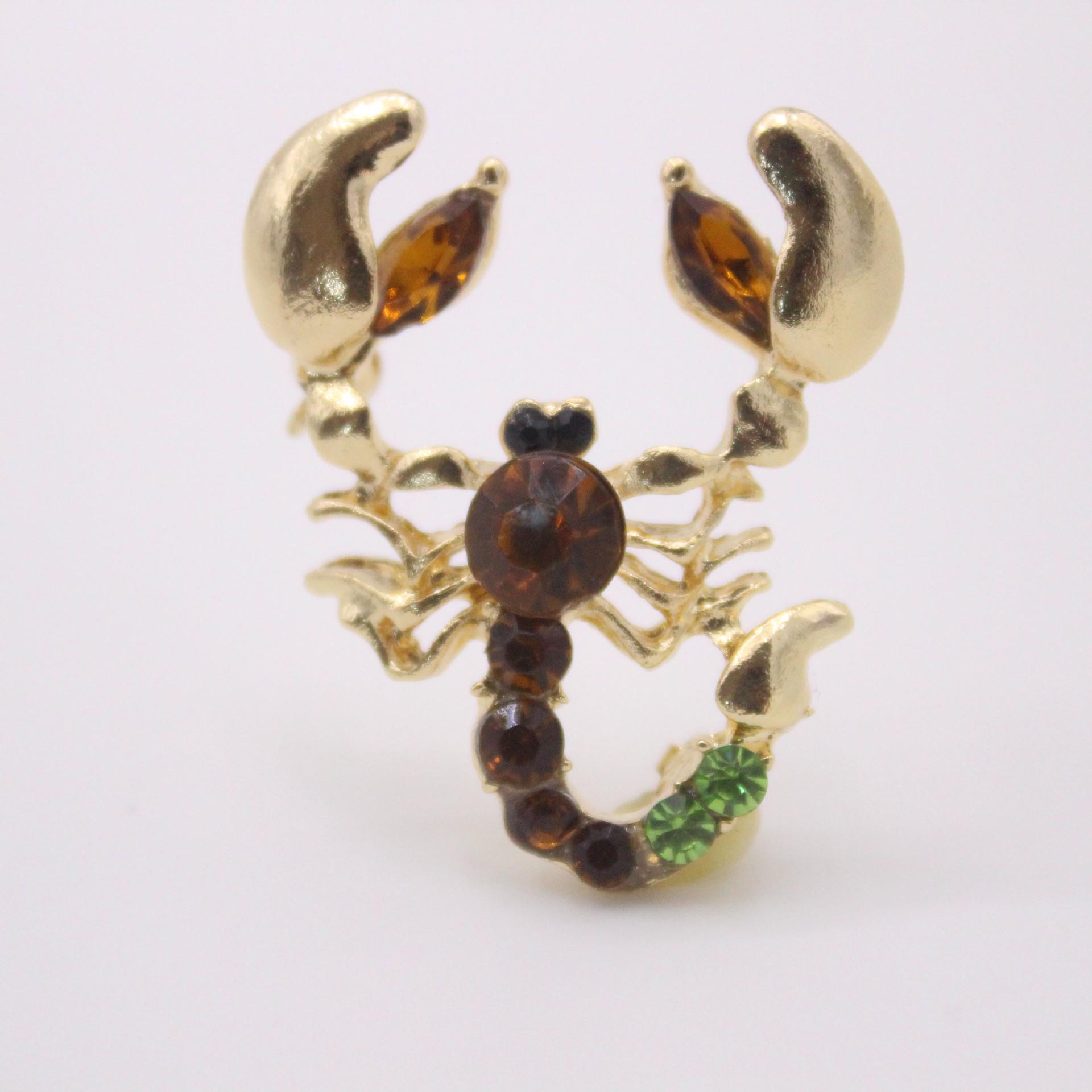 Trendy Rhinestone Scorpion Brooch: Stylish Unisex Jewelry Pin