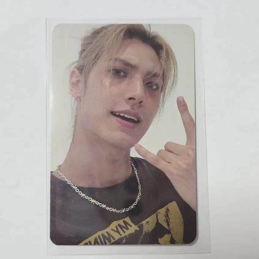 

Wmc Dds Джуён Гаммерзу Фотокарточка