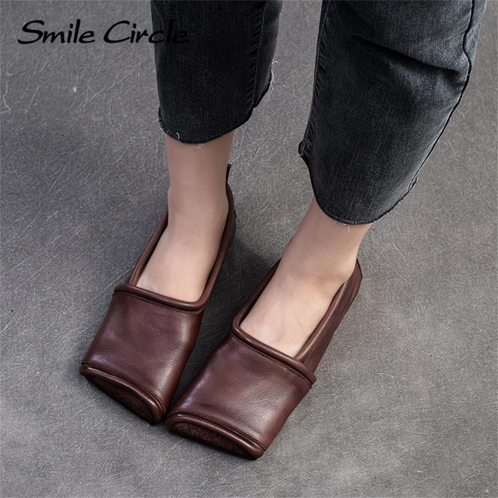 Damen Loafer aus echtem Leder mit quadratischer Zehenpartie, flache Slipper, modische und bequeme Freizeitschuhe