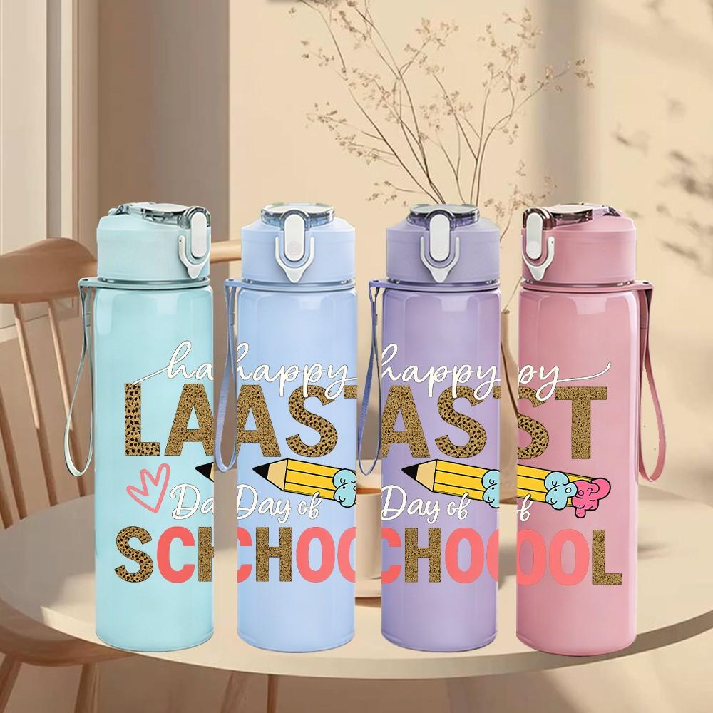 1PC Last School Script Letter 750ml Color Plastic Sports Water Bottle Leakproof Flip Straw Lid Suitable for Sports Office Home Use