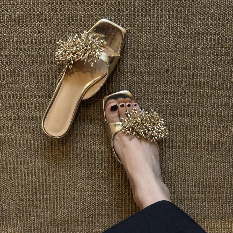 French high-end fireworks thick heel super versatile one-word slippers women wear open-toed square head temperament cool slippers