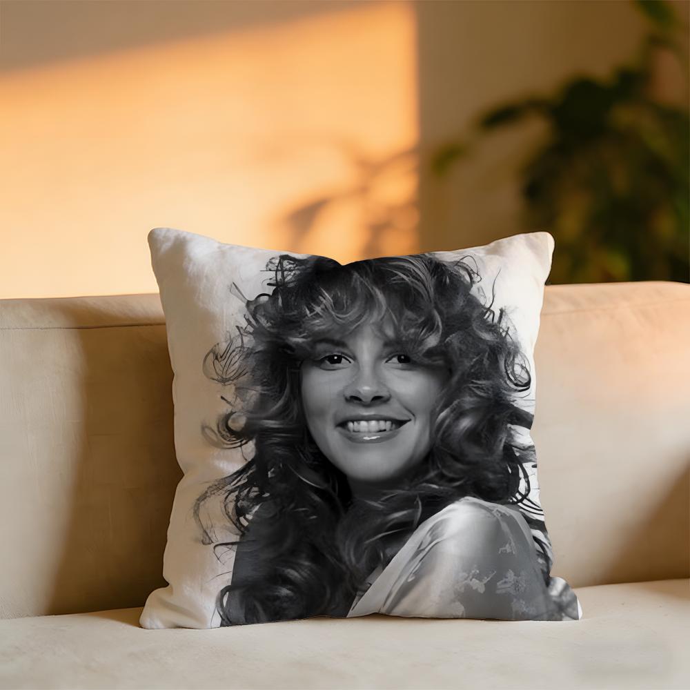 Stevie Nicks Cushion Cover Cozy Velvet Throw PillowSoft Warm Cushion For Sofa Bed