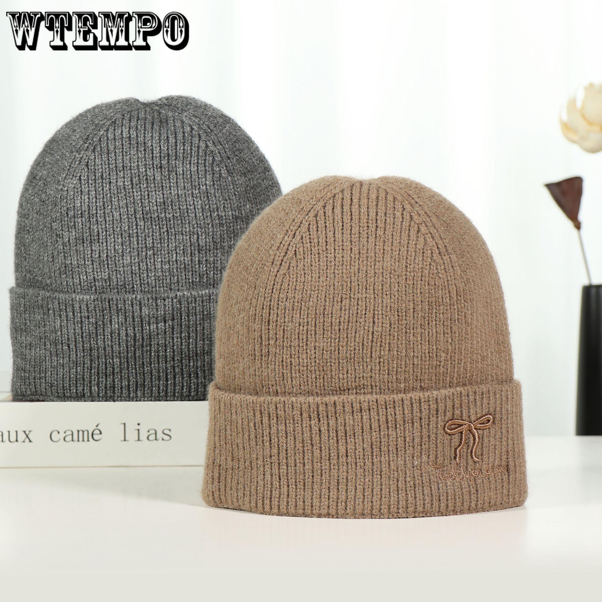 

Autumn and Winter Knitted Hat for Couples Knitted Warm Pullover Hat Outdoor Cycling Knitted Hat One Size чорний