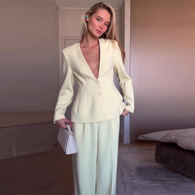 2024 Autumn Women's Solid Color Turn-Down Collar Versatile Commuting Suit Jacket