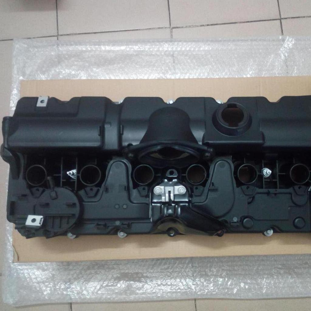 BMW 3 Series E90 & 5 Series E60 Engine Valve Cover 11127552281