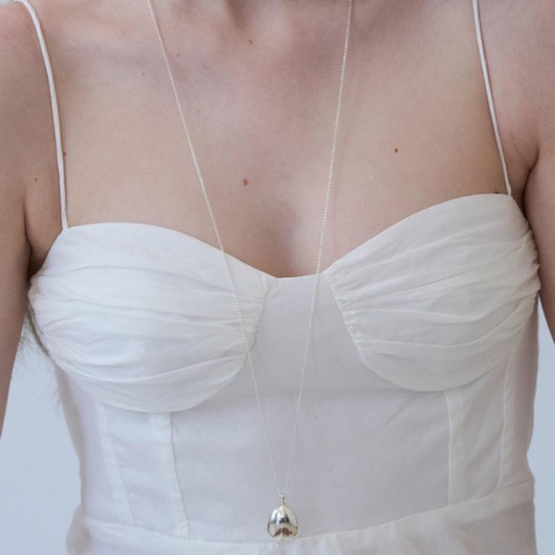 

STILL INSTANT Rose with Dew - Necklace 07 (M) N07_M