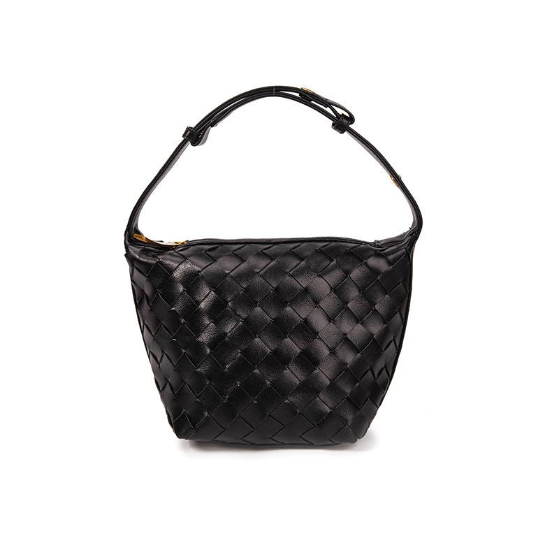 New Trendy Hand-Woven Bags, European And American Fashion Retro Portable Messenger Bags, Simple Bucket Bags, Women'S Bags