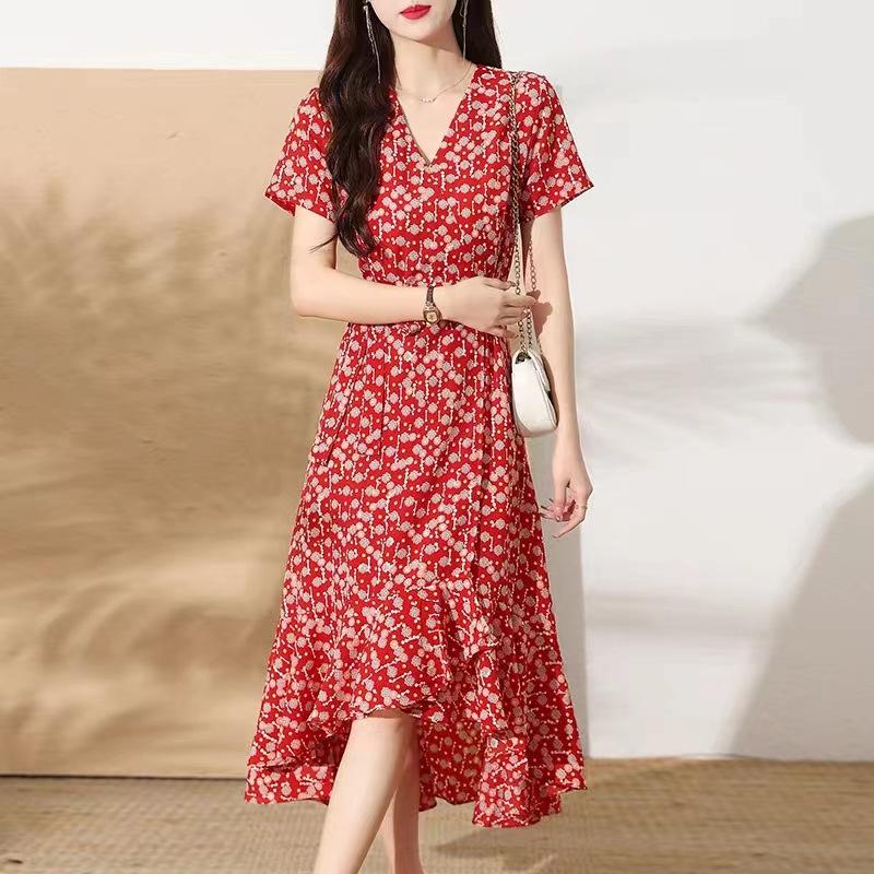 Red Dress New Spring and Summer Women's Clothing Large Size Temperament Korean Version Middle-aged Mother Floral Long Skirt