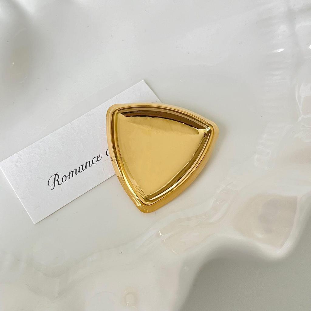 Coleção de Broches de Aço Inoxidável de Luxo: Elegante, Durável, Não Desbota